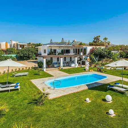 Afantou Beach Villa *