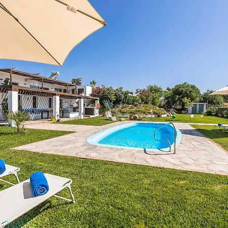 Afantou Beach Villa *