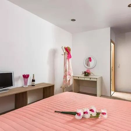 فيلة Afantou Beach Villa *